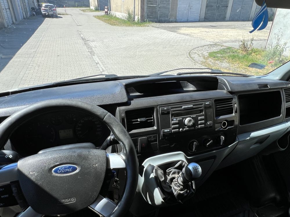 Ford transit. Kliam . Bus. Dostawczak. Brygadówka. Bus 6 osobowy .
