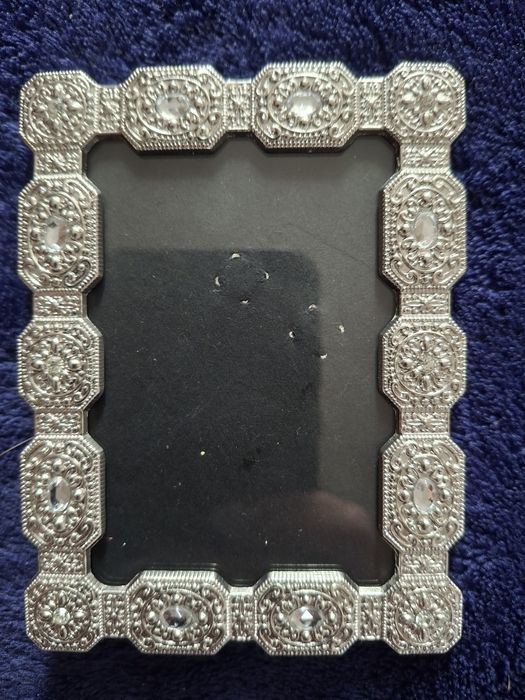 Шеббі-шик фоторамка з кристалами та сріблом