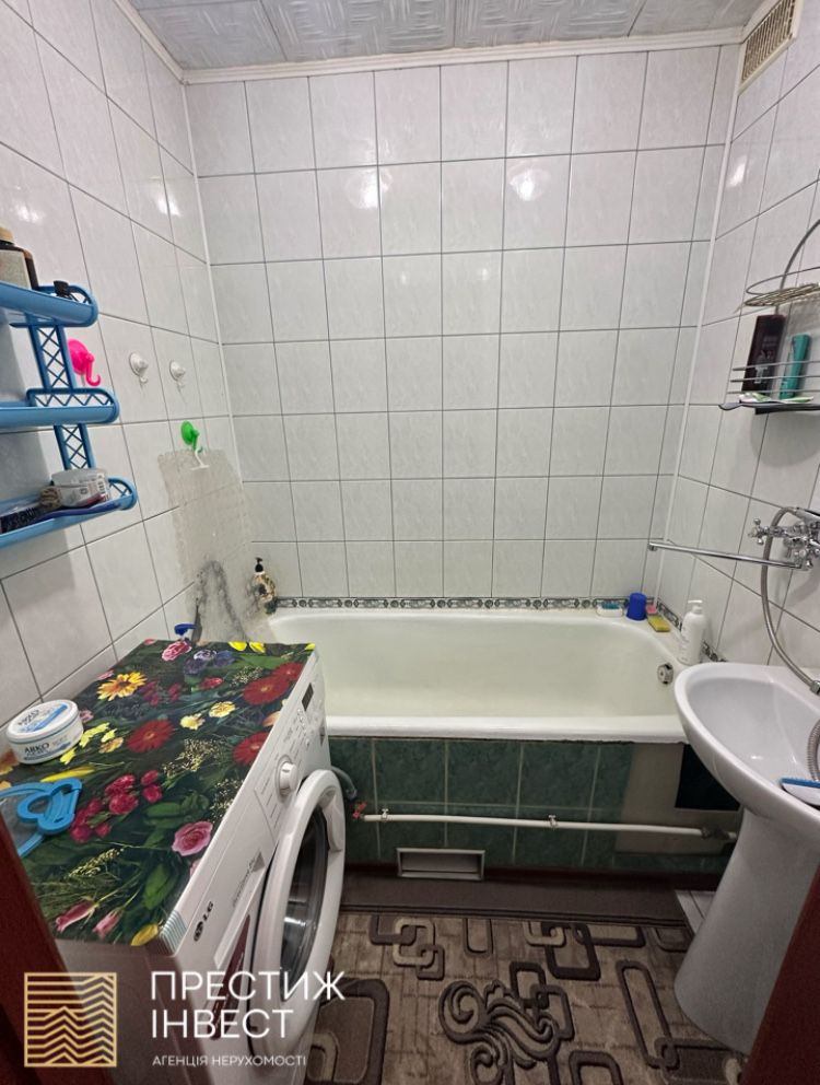 Продаж 2 кімнатної квартири в центрі міста
