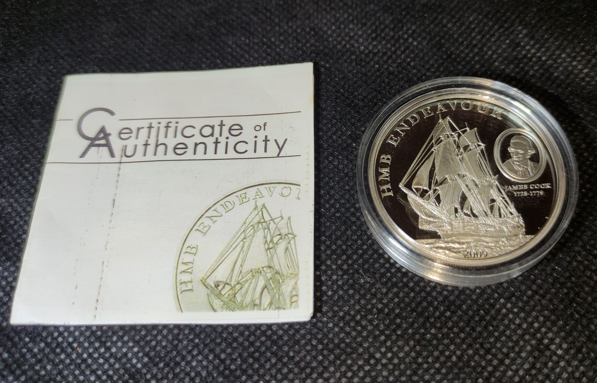 Серебряная монета корабль Индевор 5 долларов 2009 Острова Кука 25 925