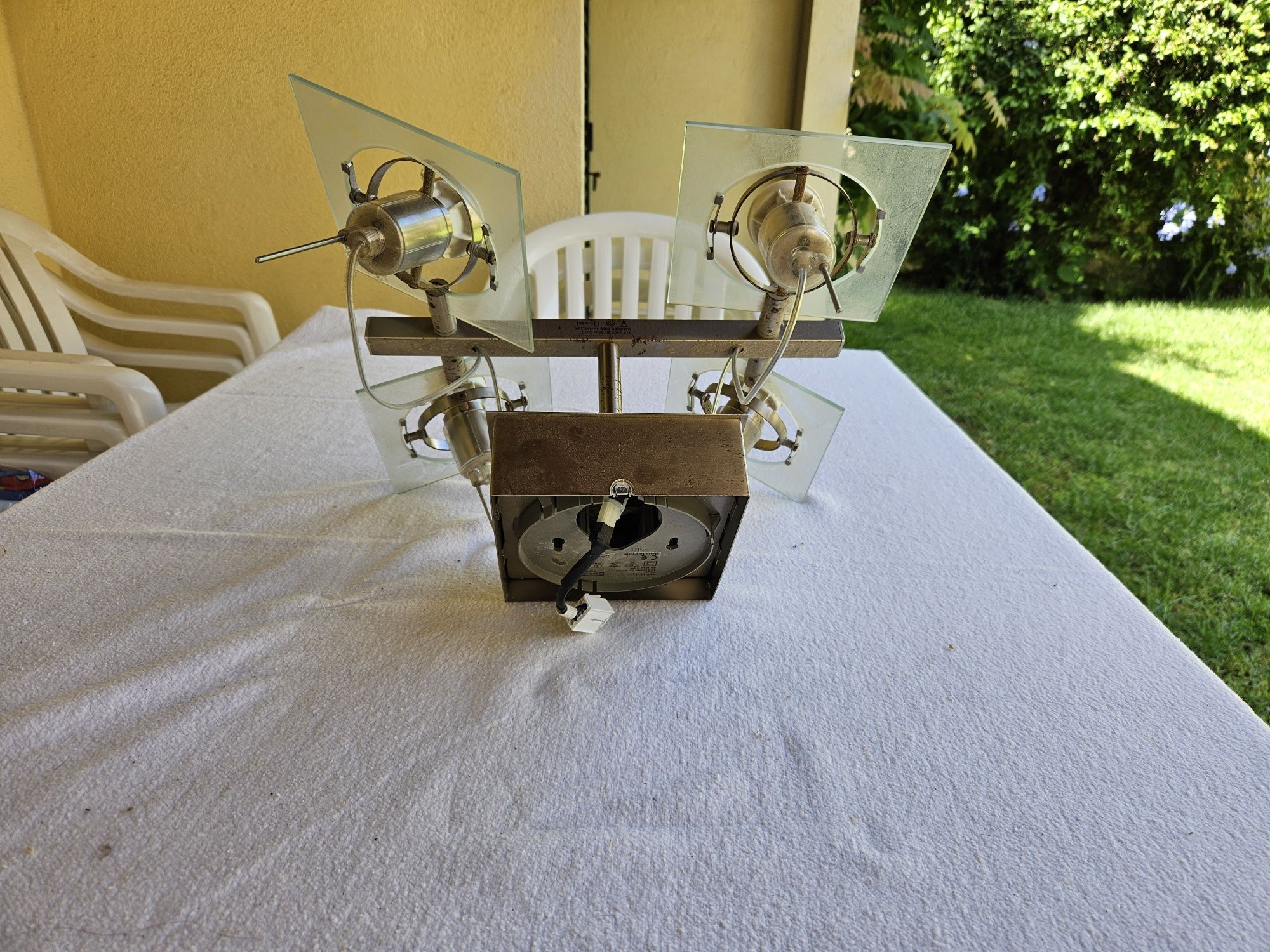 Candeeiro de tecto orientável metal 4 focos led