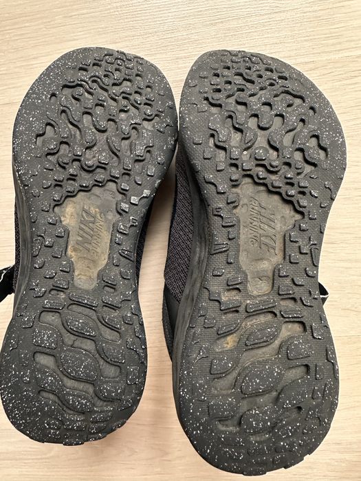 Кросівки Nike ,в гарному стані