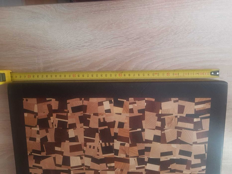 Piękna, ręcznie wykonana deska do serwowania