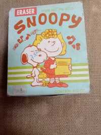 Vendo rara coleção de 60 borrachas vintage em caixa original do Snoppy