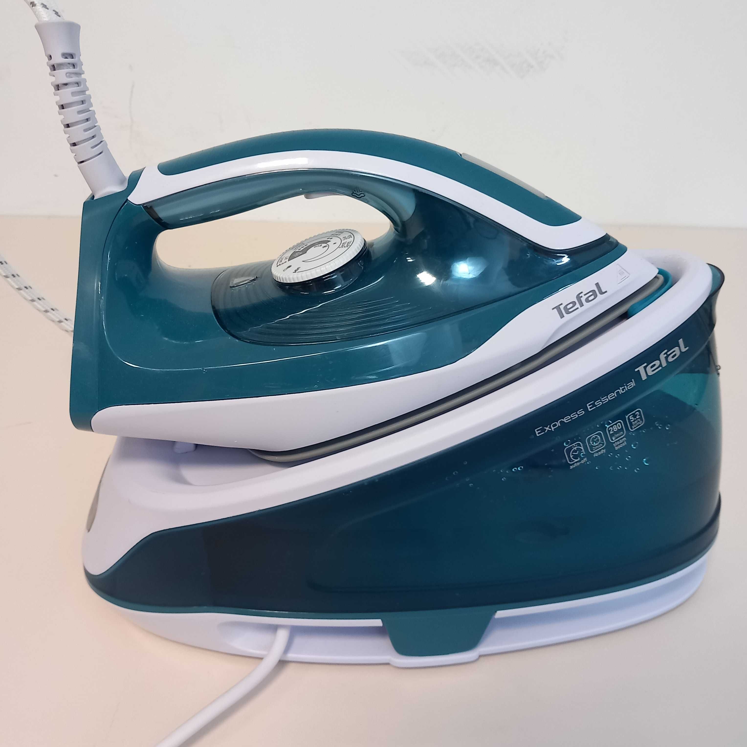 Tefal Express Essential SV6115 Generator pary stacja żelazko 2200W