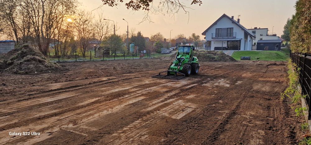 Usługi ładowarką Rybnik niwelacja wykopy wiercenie prace ziemne