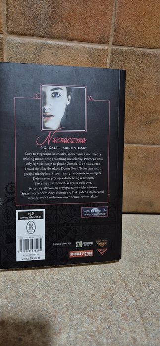 Naznaczona Dom nocy Cast