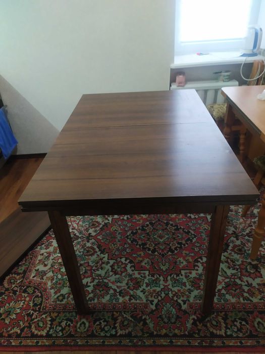 Стол бу, для гостиной или кухни