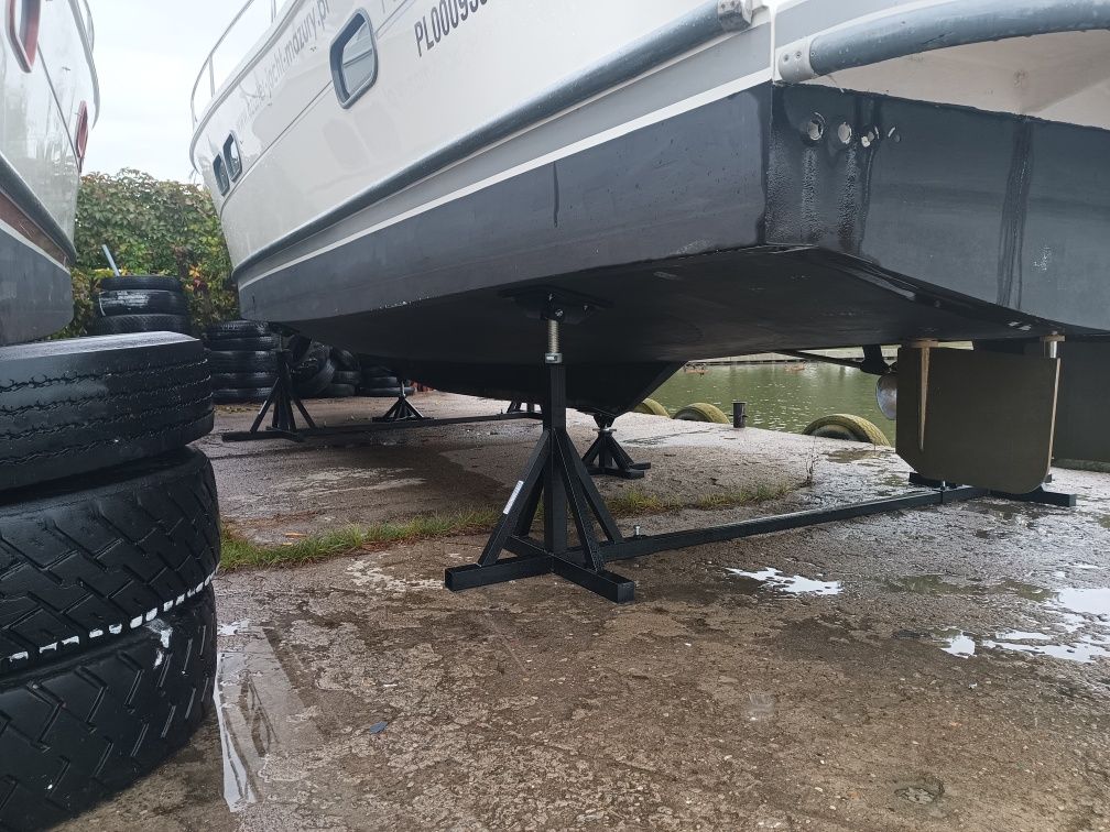 Stojaki podstawy pod hausboat