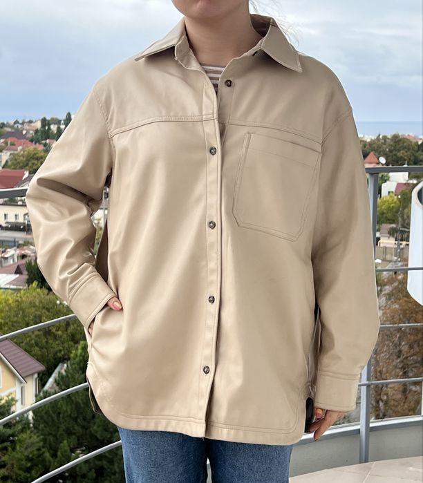 Бежева сорочка-куртка h&m з екошкіри, oversize, демісезонна