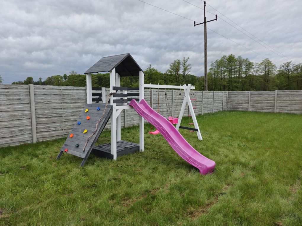 Plac zabaw model "A" - Domek - Zjeżdżalnia - Huśtawka