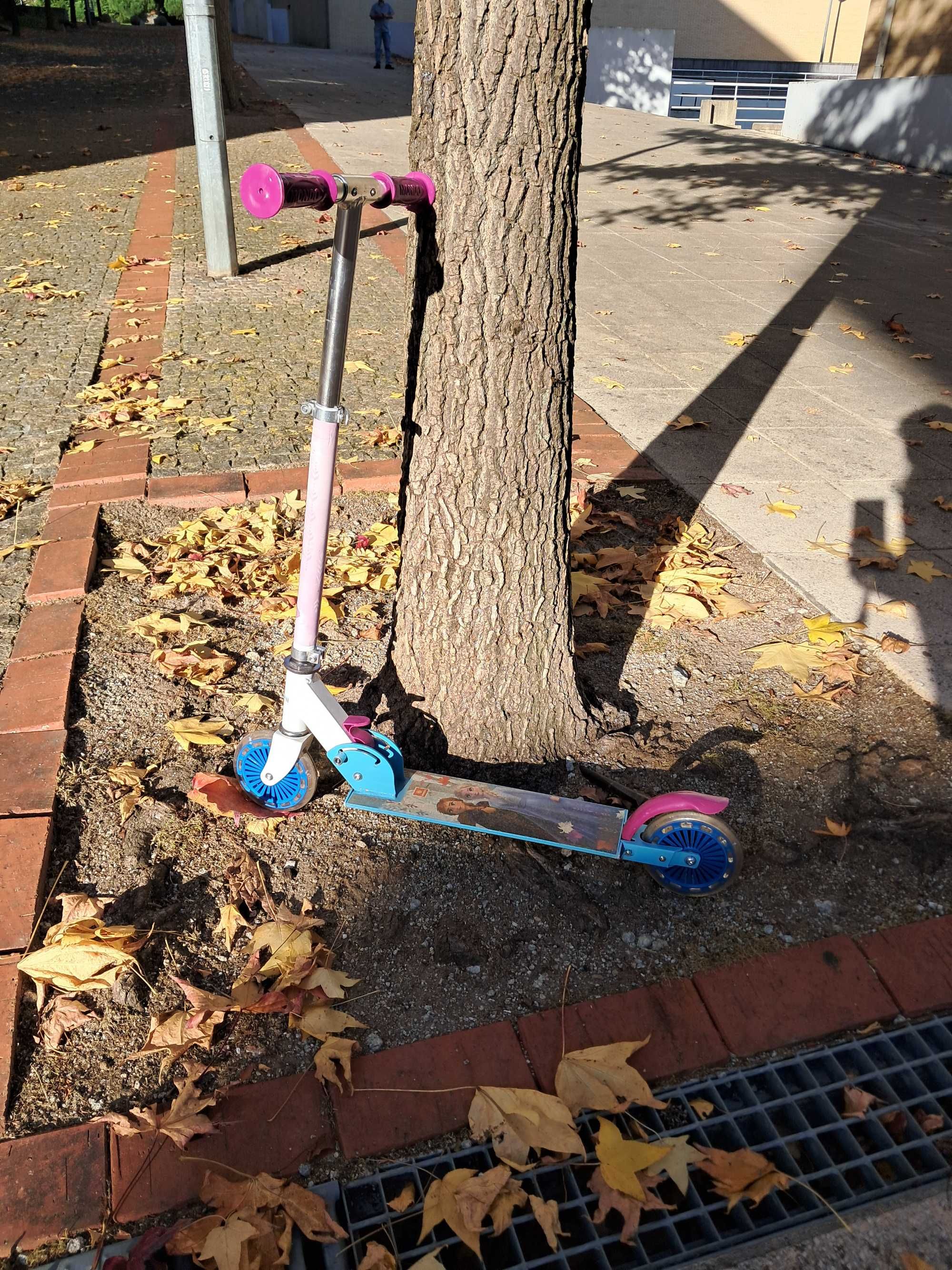 Trotineti da Frozen II - criança