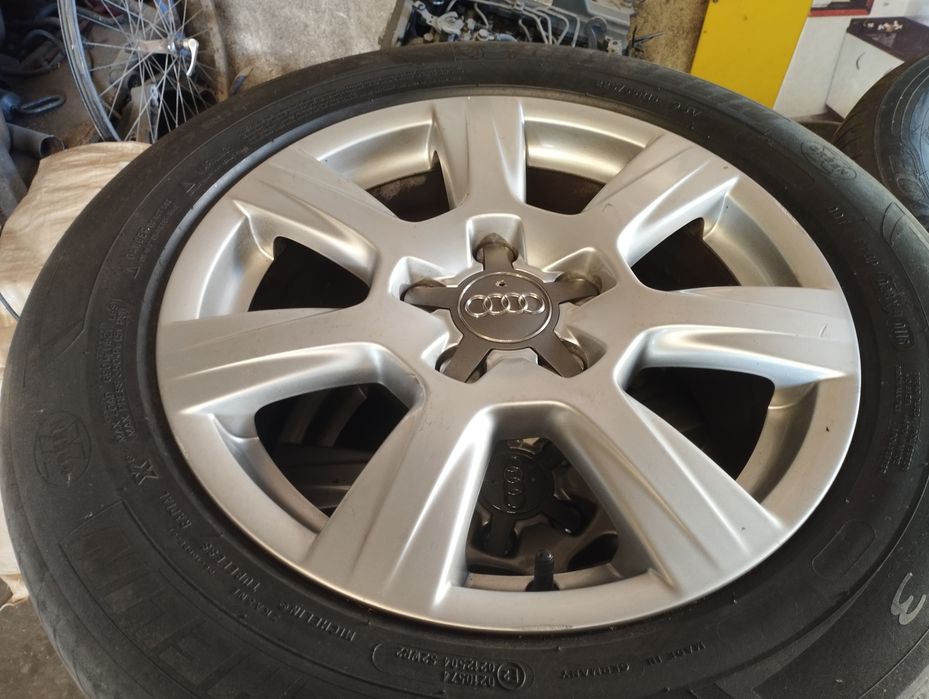 Jantes 16 em liga leve Audi