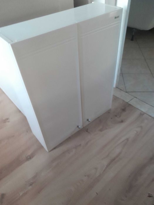 Szafka łazienkowa