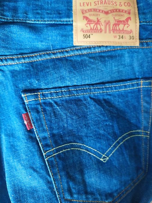Jeansy Levi's Strauss
