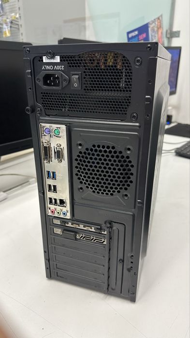 Desktop gaming i5-7500 gtx 1050