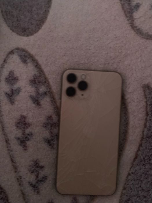 Iphone 11  pro 256 на запчасти