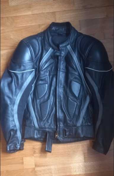 Vendo Casaco de Pele Motard Feminino em Pele