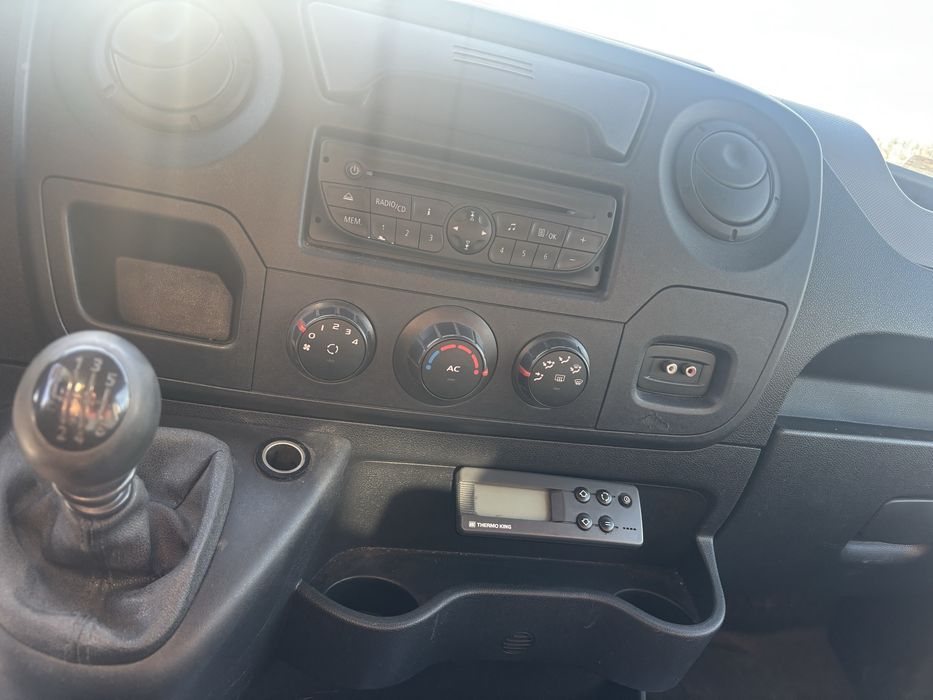 Master Kontener izoterma salon Polska 2.3 125KM klima