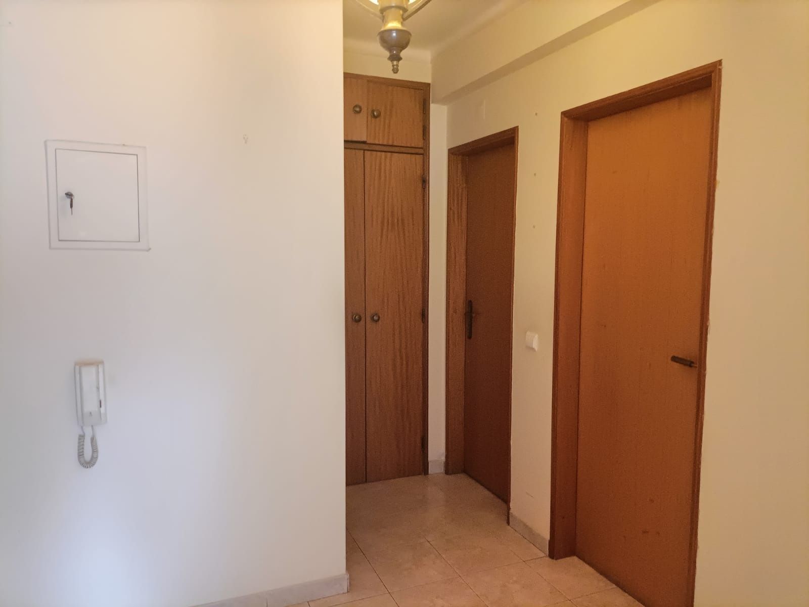 Vende-se T1 S. Luís Faro