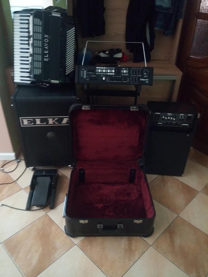 Akordeon Elkavox 83 120