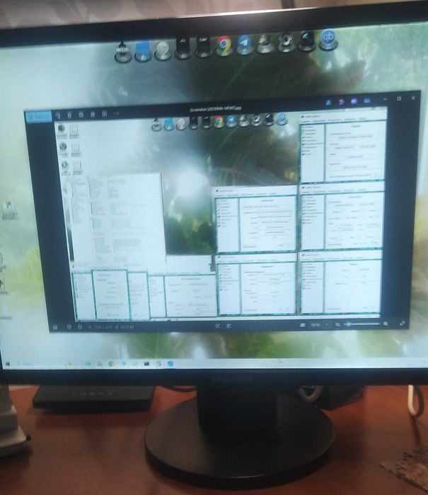 Монітор 24" Samsung 2443BW.