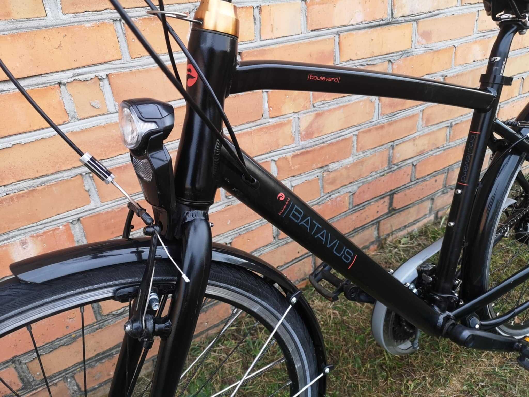 Rower trekkingowyi holenderski Batavus