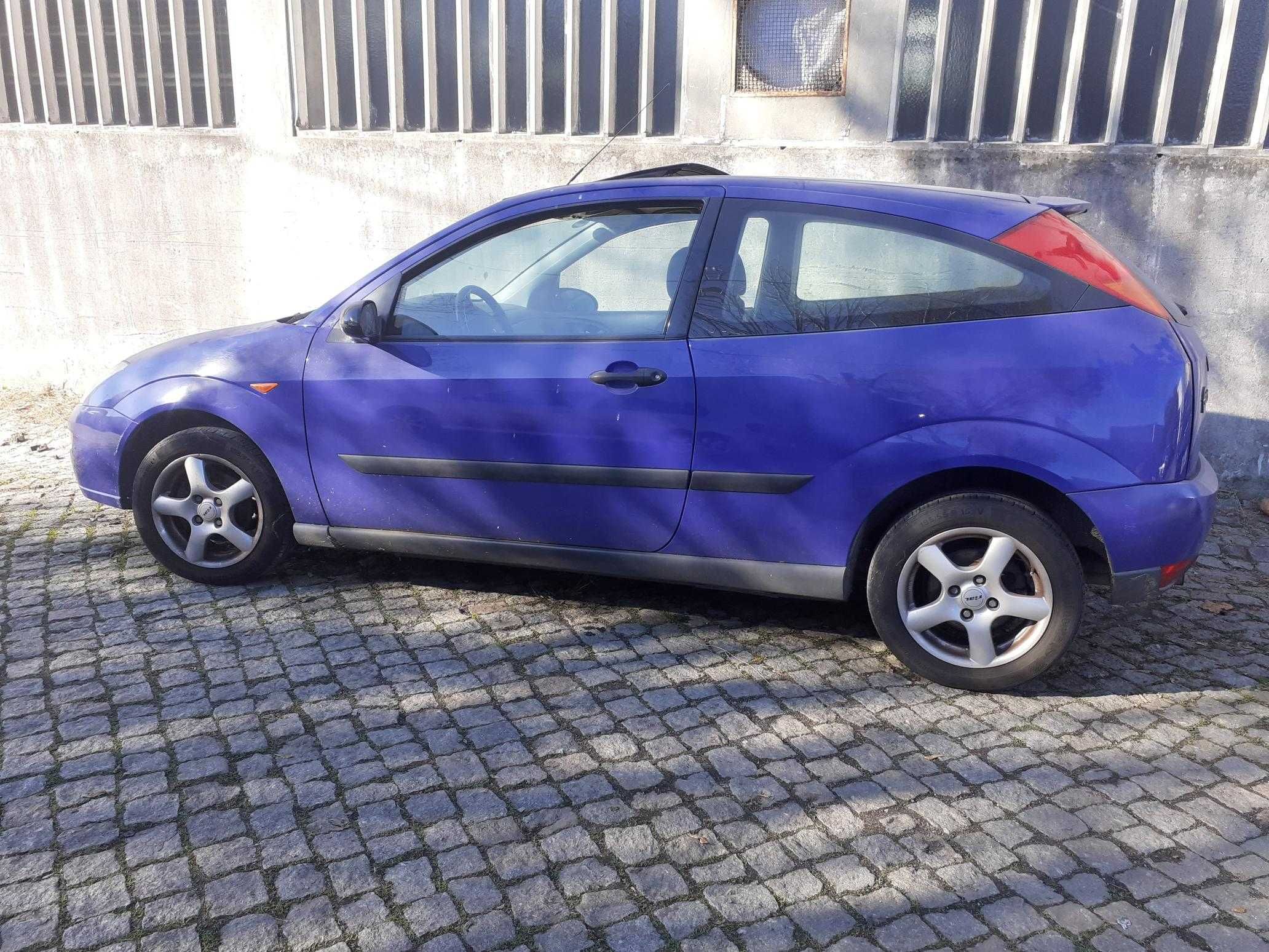 Ford Focus 1.6cc gasolina de 1999 3 portas