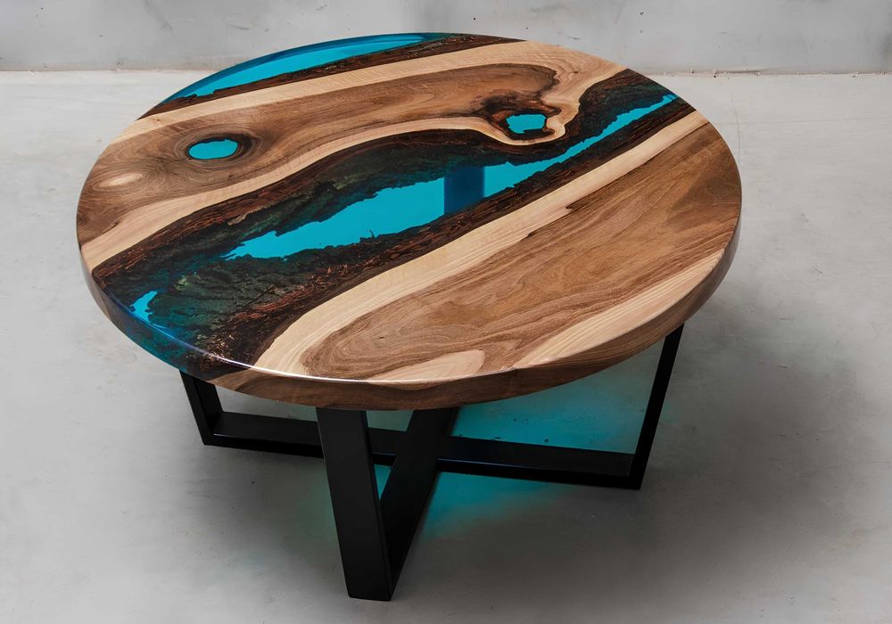 Stołik kawowy okrągły z orzecha i żywicy 60 cm okrągły