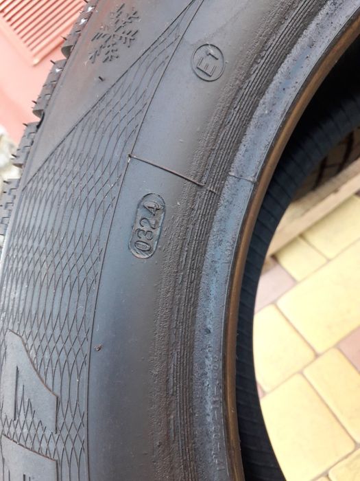 Нова зима 225/50/17. Зимняя резина r 17. Snow evol  2024 года. 2/4 шт