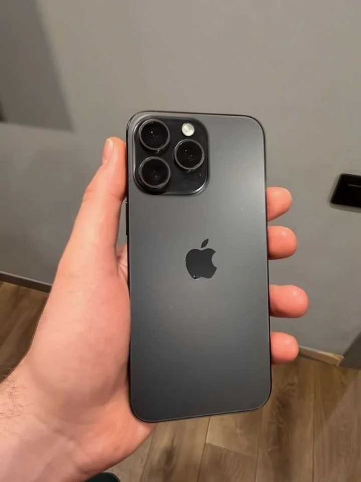 iPhone 15 Pro Max 256 ГБ
