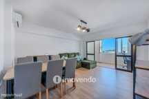Apartamento T2 renovado, mobilado e a 100m da praia, em Quarteira