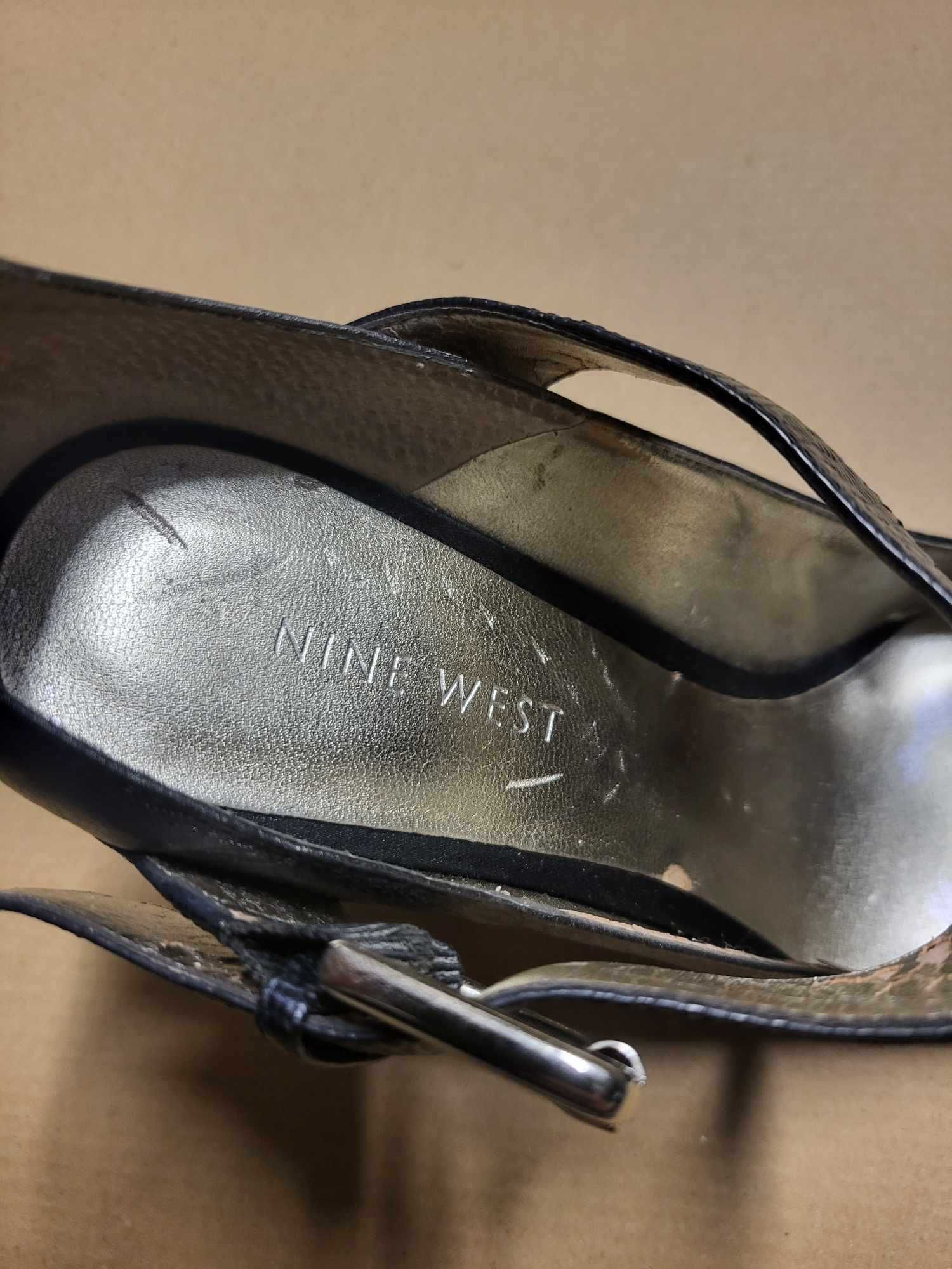 Sapatos Cinza Metalizado - Nine West