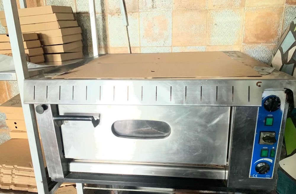Пічь для піци Cuppone на 4 піци
