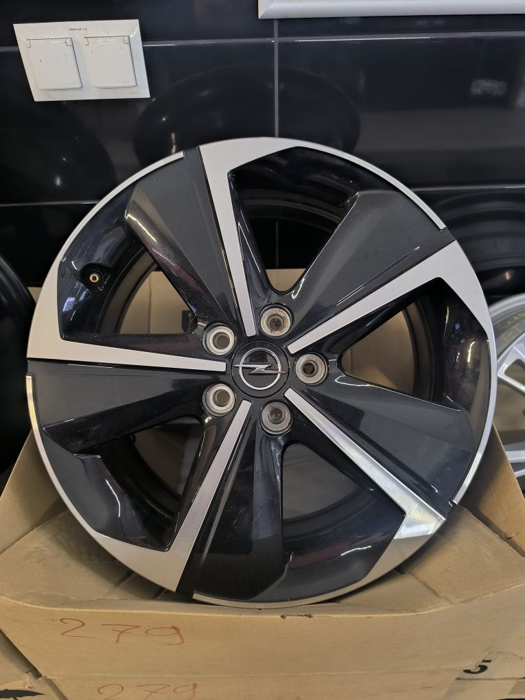 Felgi aluminiowe ORYGINALNE Opel Astra L 5x108 17"