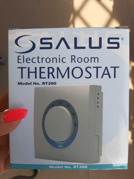 Termostat Salus RT200 nowy