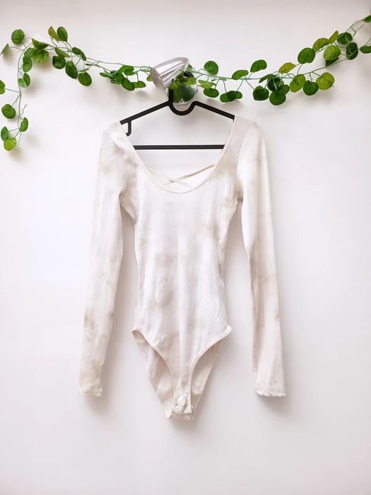 Body Creme com tons esverdeados