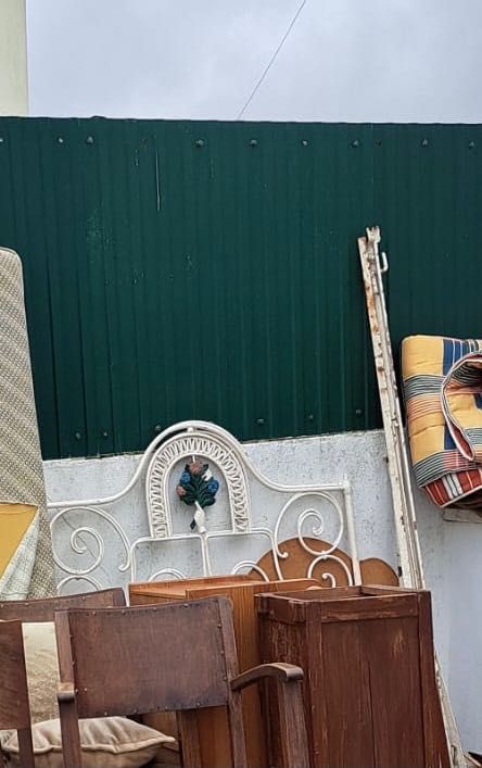 Cama de casal em ferro