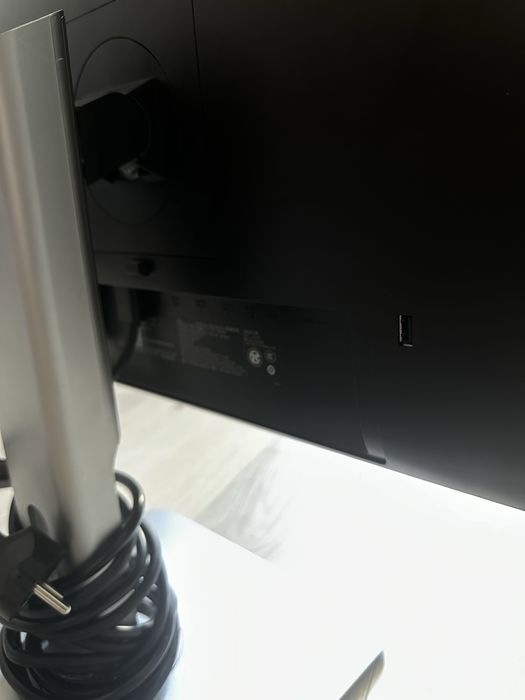 Монітор Dell UltraSharp U2414Hb, 24” IPS, Full HD