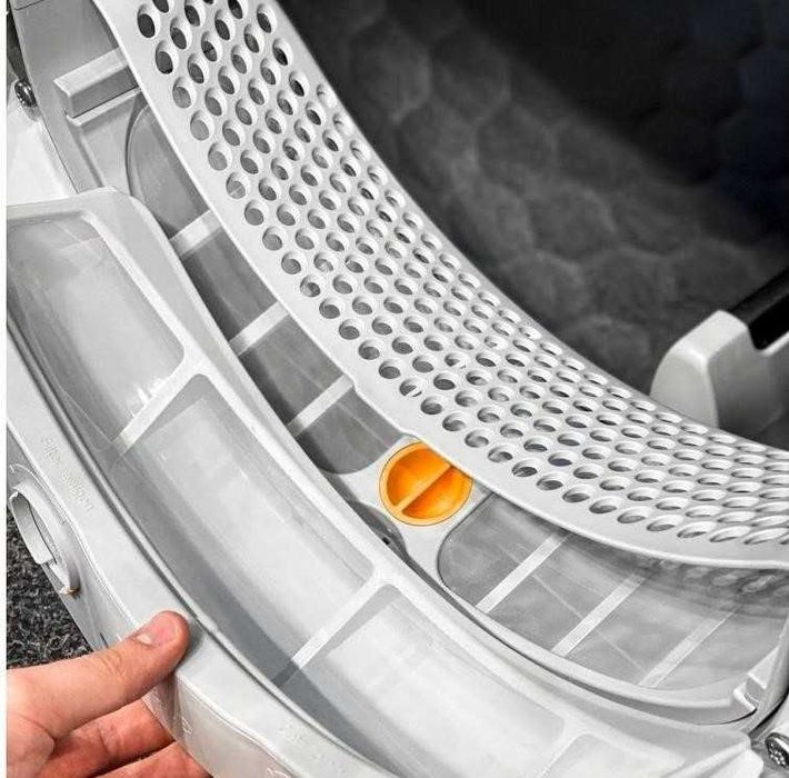 Сушильна машина Miele / Миле TWF640WP, 8 кг, тепловий насос, чорн-хром