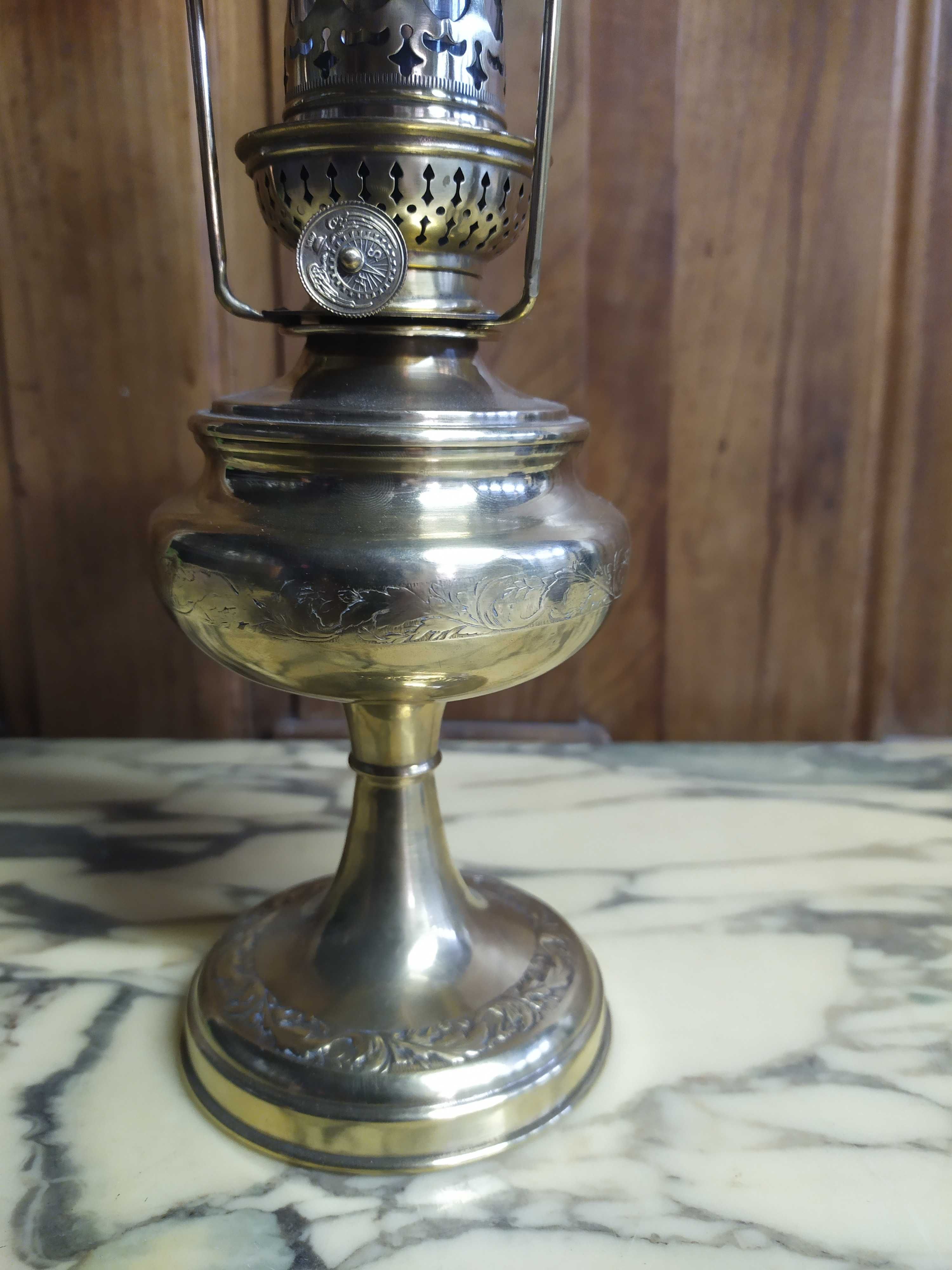Lampa naftowa "Paryżanka "