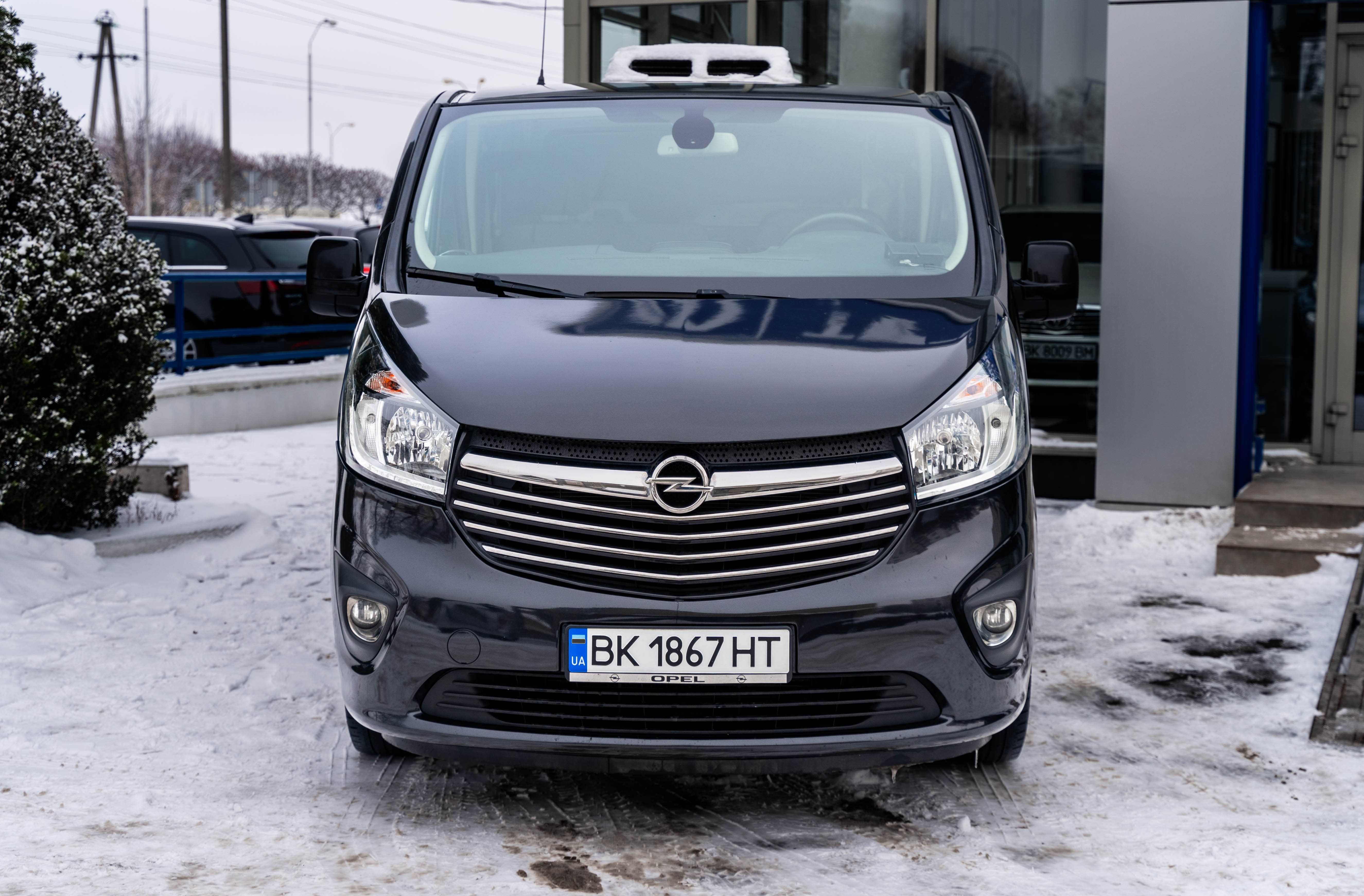 Продам Opel Vivaro 2016
