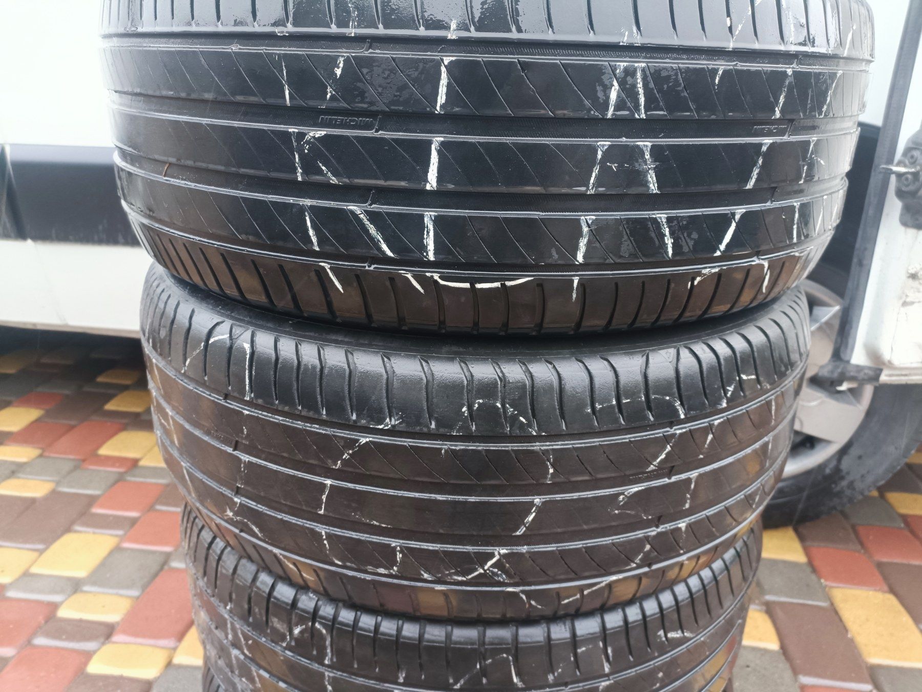 Michelin 235/55 R17 комплект літніх шин