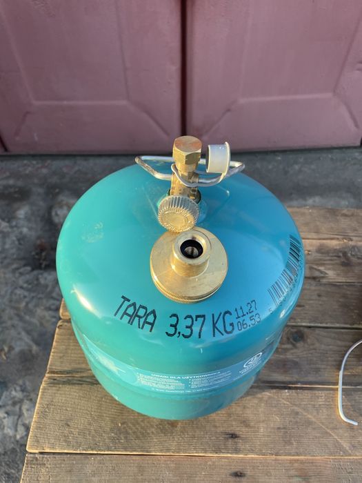 Балон газовий з заглушкою та насадкою для заправки