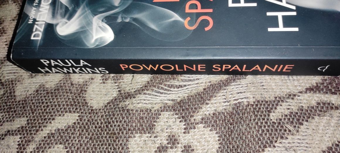 Powolne spalanie - Paula Hawkins