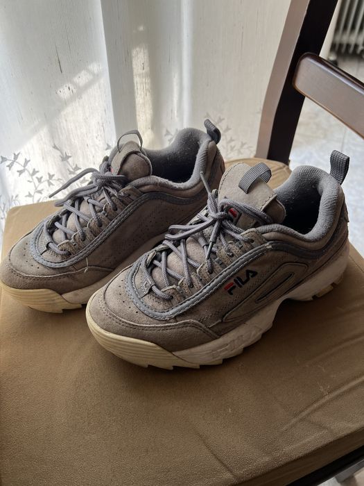 Sapatilhas Fila Cinza Camurça