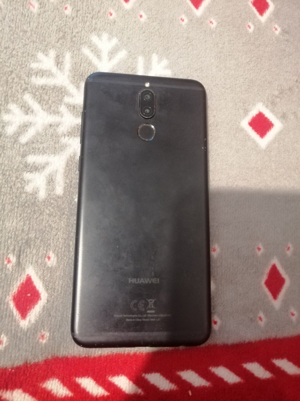 Продам телефон huawei mate 10 lite