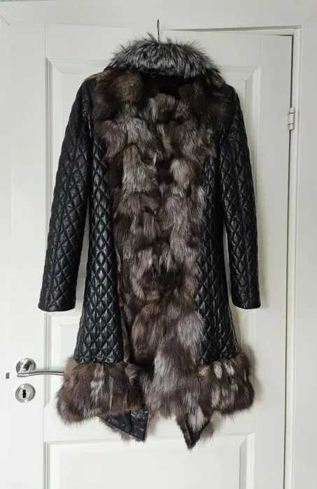 Płaszcz z prawdziwym Futrem