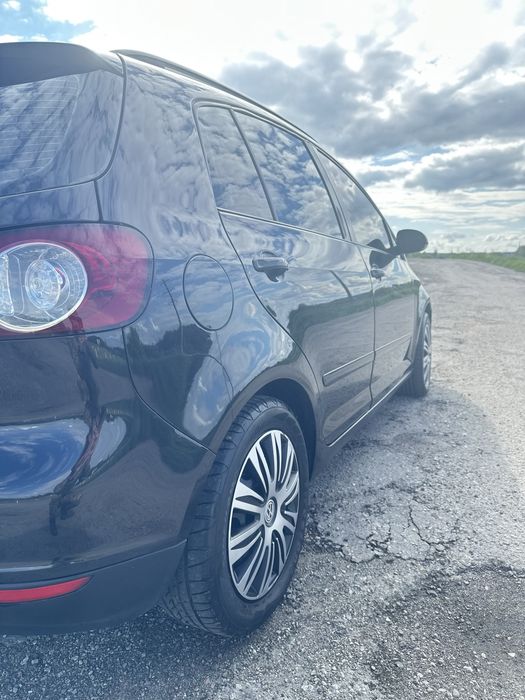 Volkswagen Golf 5+