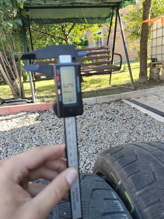 Opony zimowe Pirelli 225/45/18